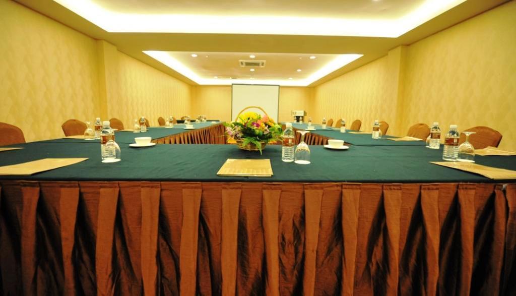 ג'והור בהרו 11@Century Hotel מראה חיצוני תמונה